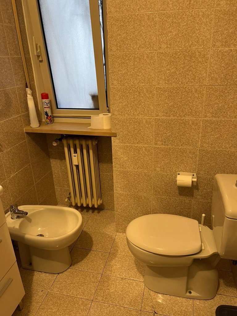 CAMERA 3 - corsoportanuova39 bagno comune st 1 st 4 e